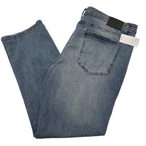 Brisk Jeans Mens 40x32 Straight Leg Comfort Stretch Distressed Denim Comfort